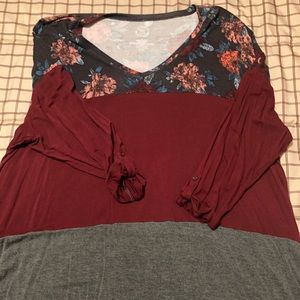 EUC Maurice’s women’s block long sleeve sz 2 shirt